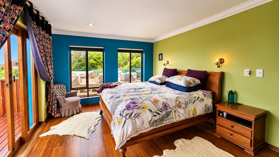 4 Bedroom Property for Sale in Brenton On Sea Western Cape